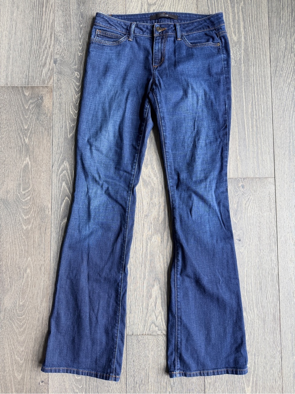 Joe's Jeans Curvy Bootcut Jean in Lainey Wash Size 29